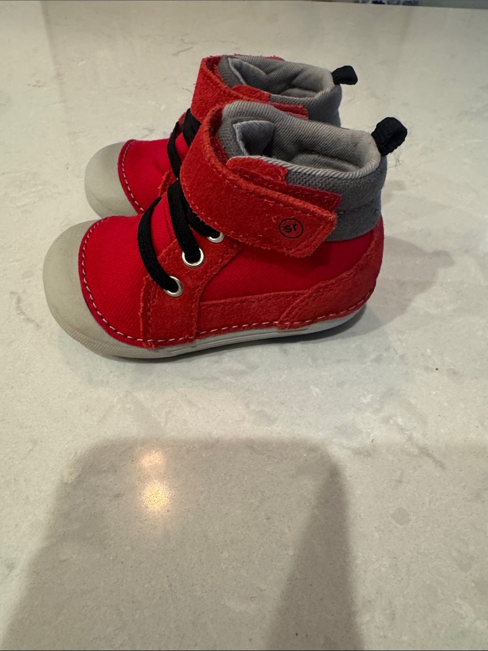 Stride Rite Red and Gray Toddler High-Top Sneakers Size 3W